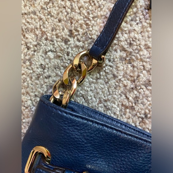 EUC Michael Kors Crossbody Bag - Picture 9 of 15